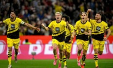 开云体育下载-拜仁慕尼黑主场大胜，一骑绝尘领跑积分