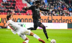 开云体育APP下载-包含不莱梅主场逼平法兰克福，积分榜位置略有提升的词条