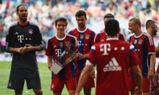 开云体育官方网站-反败为胜！斯图加特队力争主场取胜