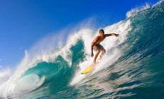 开云体育app-红色风暴与蓝色交响，永不褪色的足球对决艺术