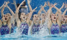 开云体育平台APP-游泳项目惊艳表现，女子选手实力碾压的简单介绍