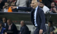 开云平台-中央陆军队主场神勇，法甲地位稳固