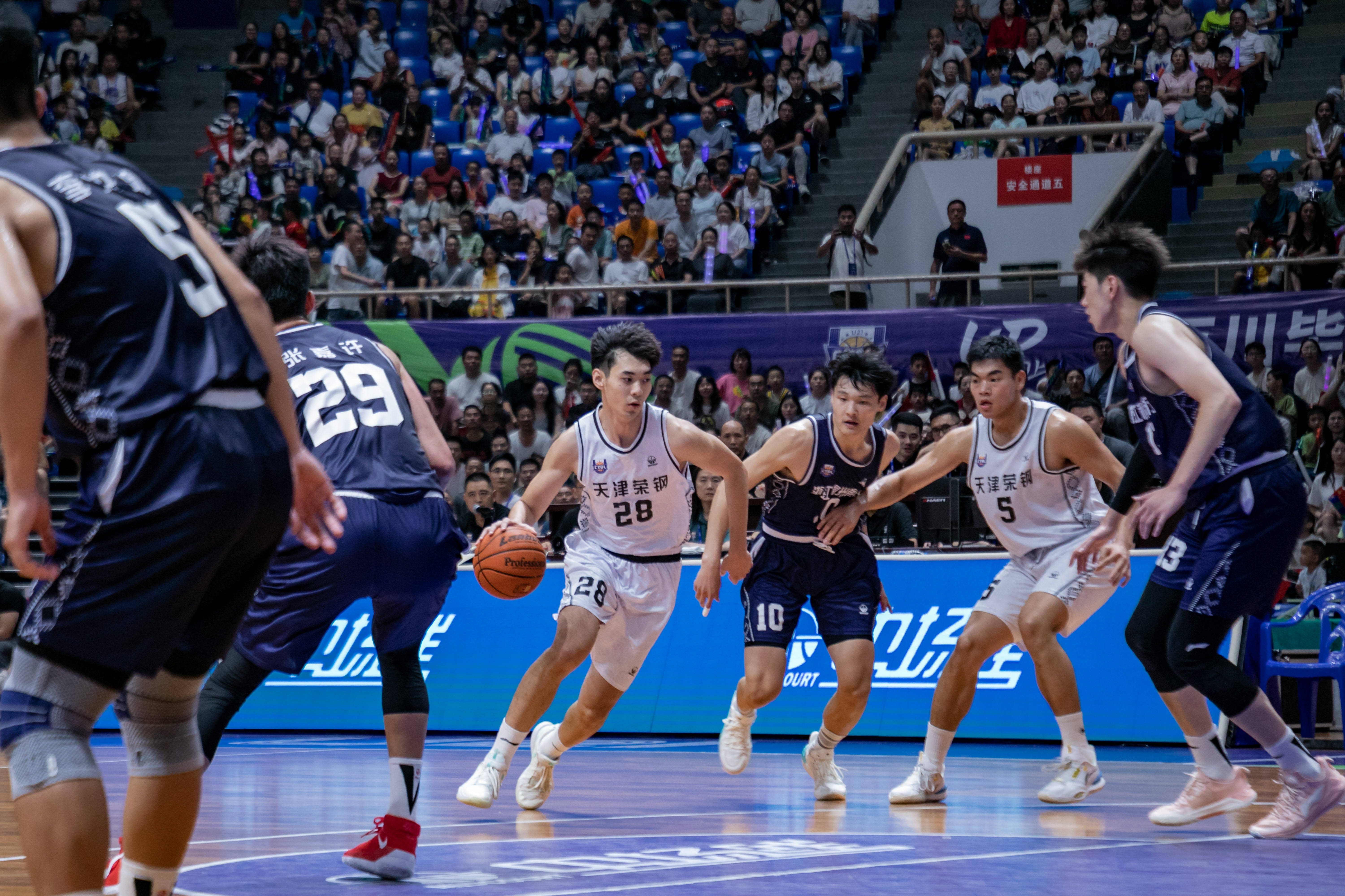 浙江队在最近一场比赛中喜获胜利