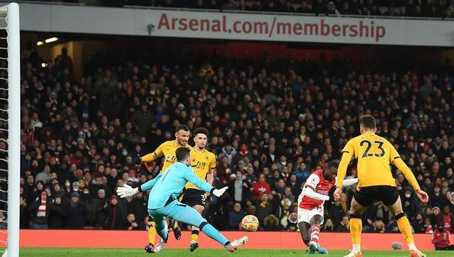 狼队客场击败阿森纳，赢得难得胜利