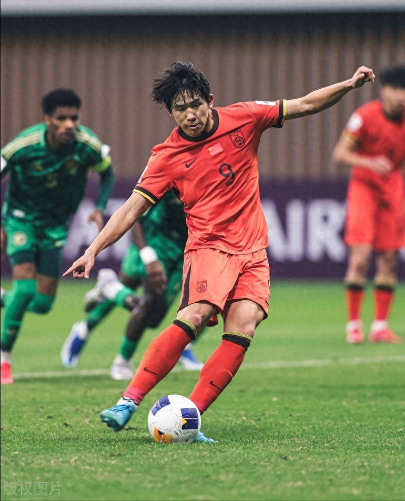 球员个人表现令人瞩目受到好评