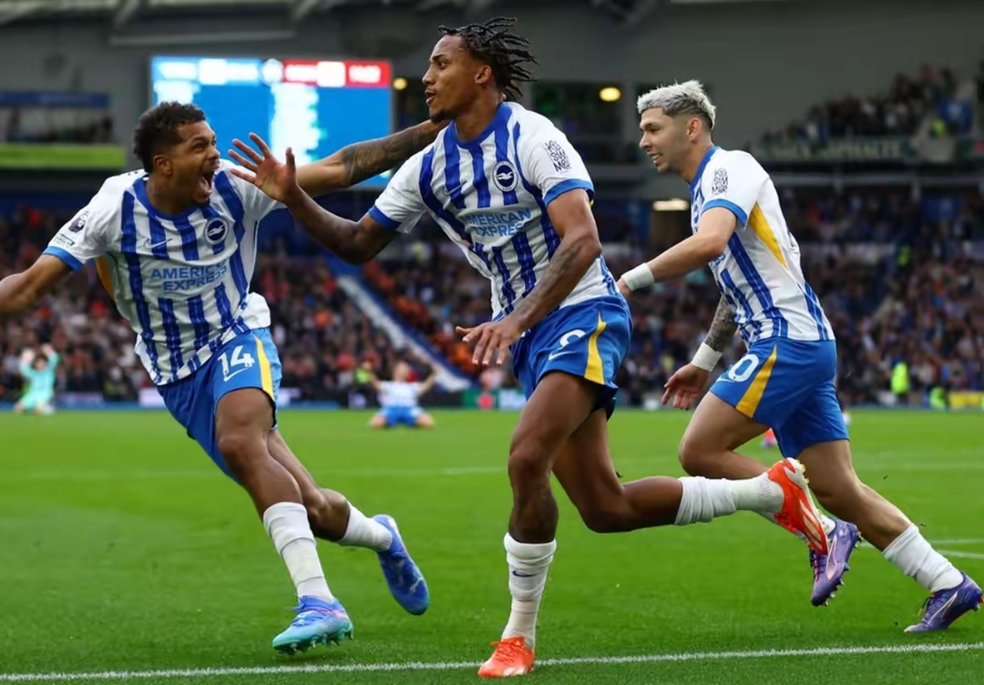 包含热刺遭逆转负于对手，连续失利的词条