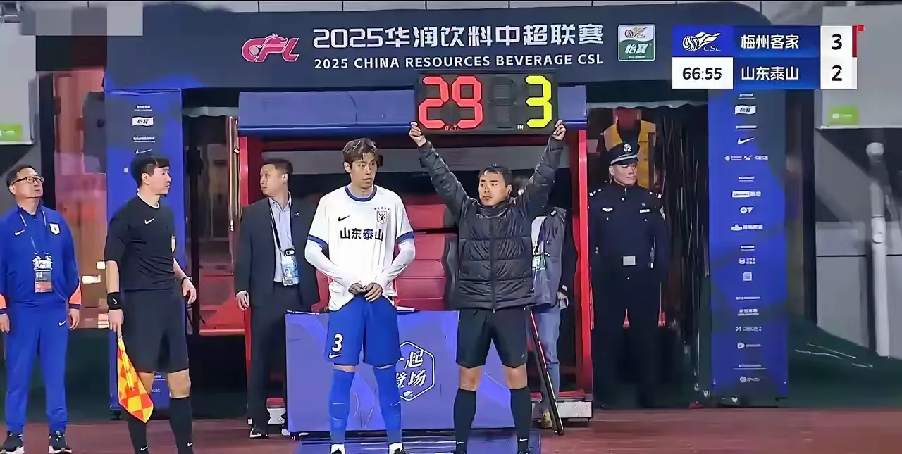 外援发威，带领球队主场获胜