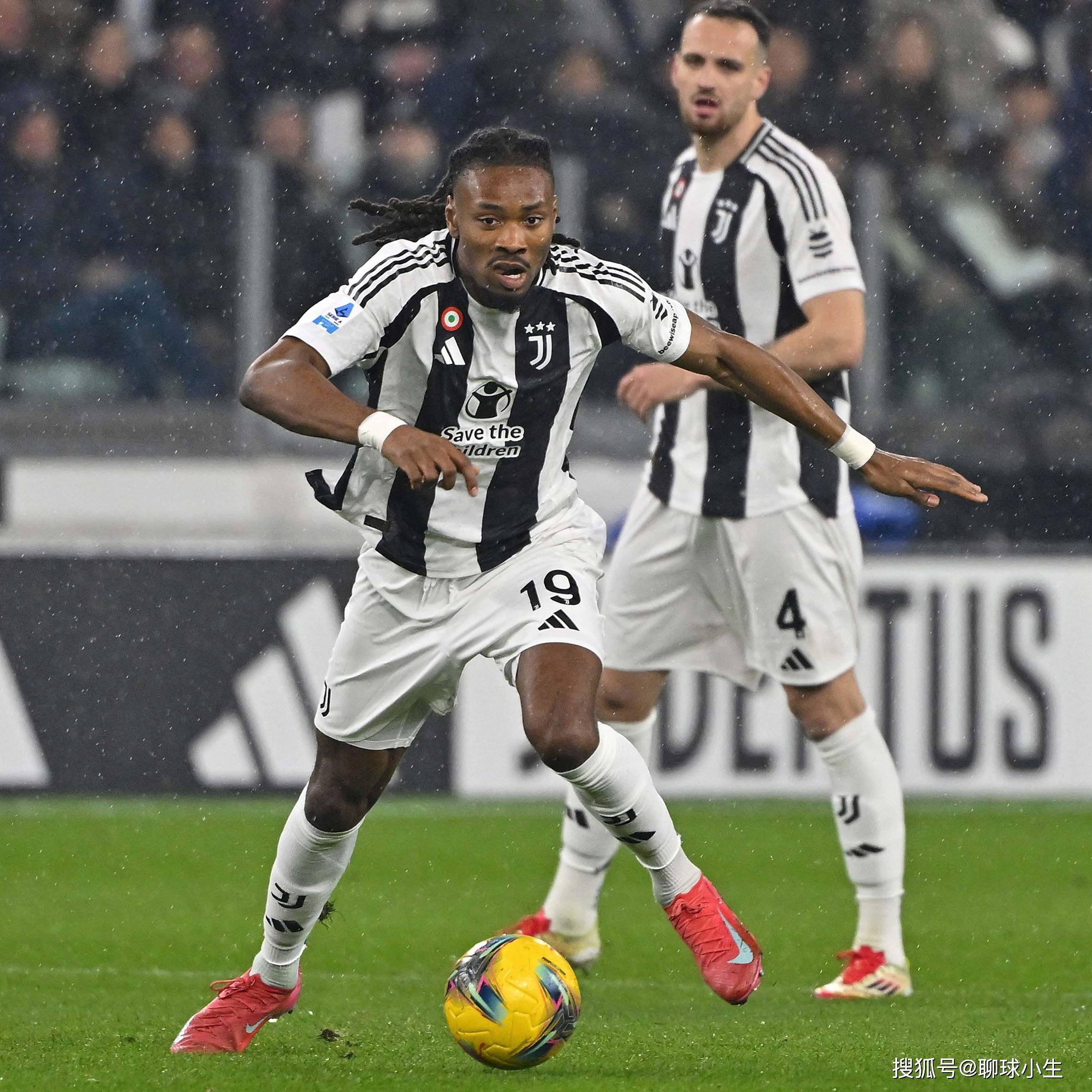 尤文图斯球员被罚下，十人作战仍取得胜利的简单介绍