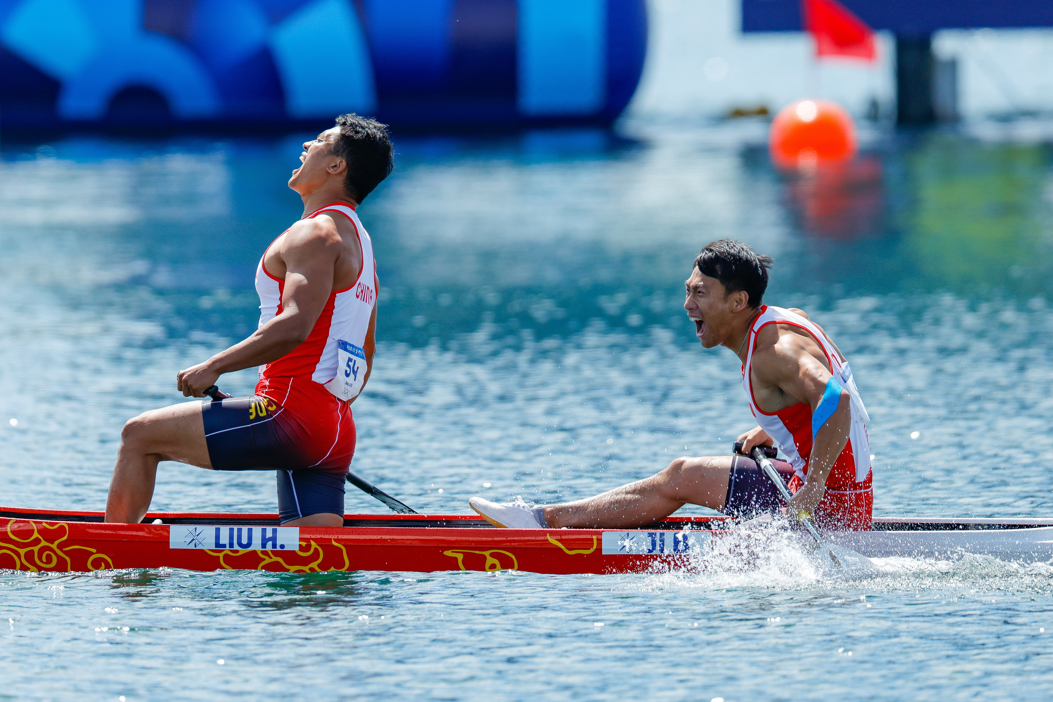 最后一搏！两队将在赛场上争夺胜利