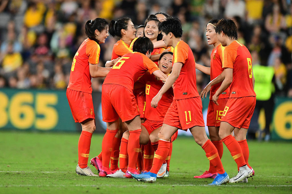 女足足球挑战赛总决赛将举行