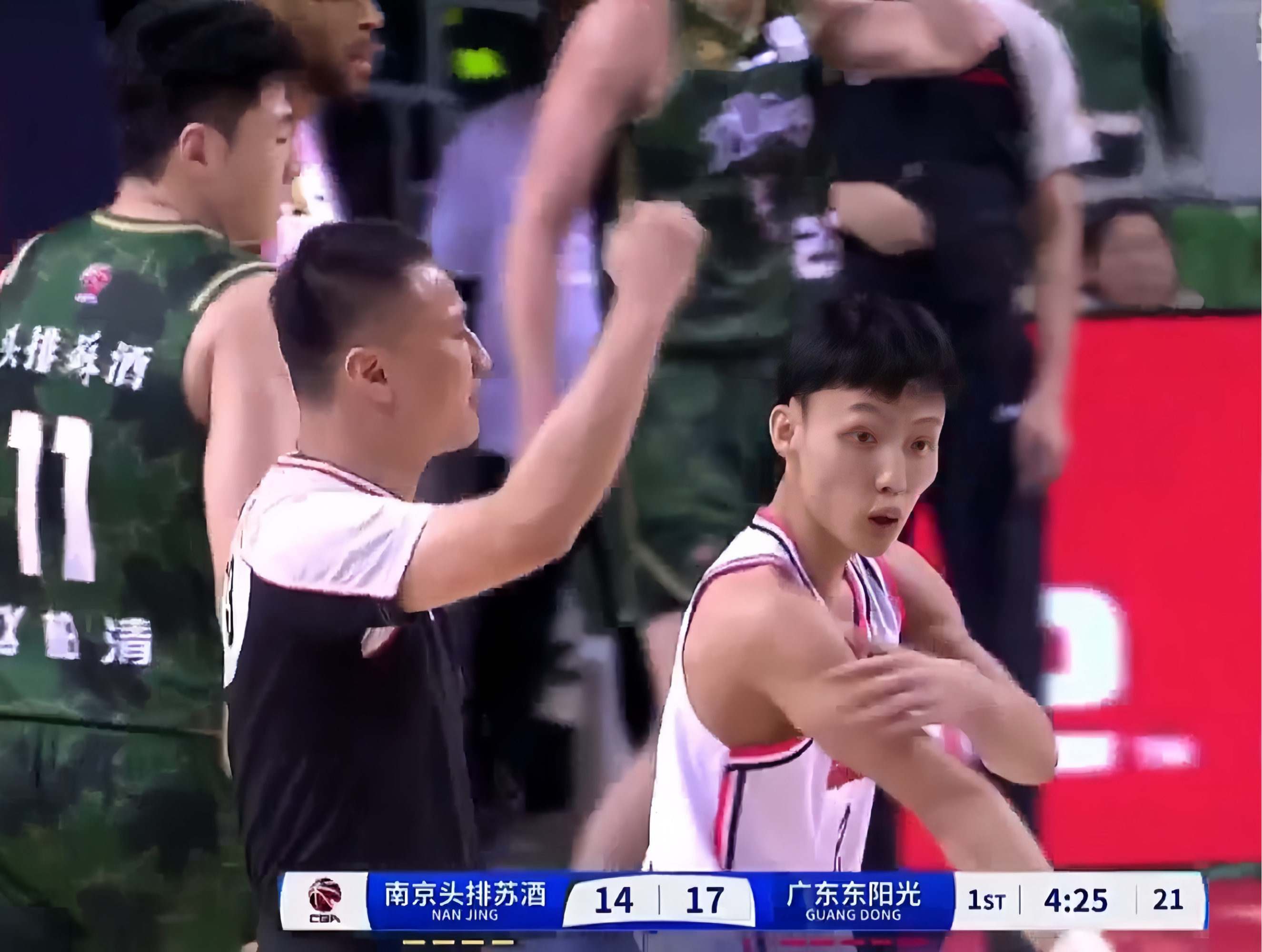 贵州男篮逆转海南，喜迎胜利