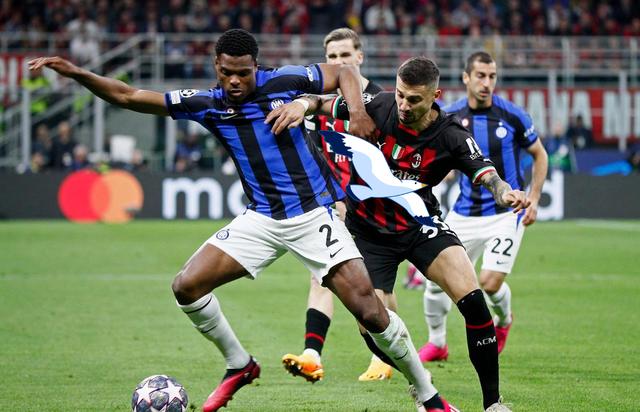 关于雷纳迪尼奥梅开二度助米兰取胜的信息