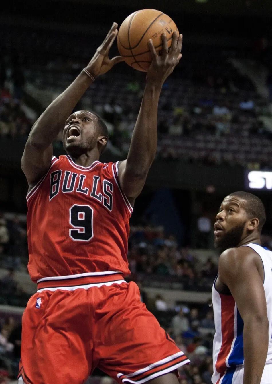 公牛队教练组织战术磨砺球队士气的简单介绍