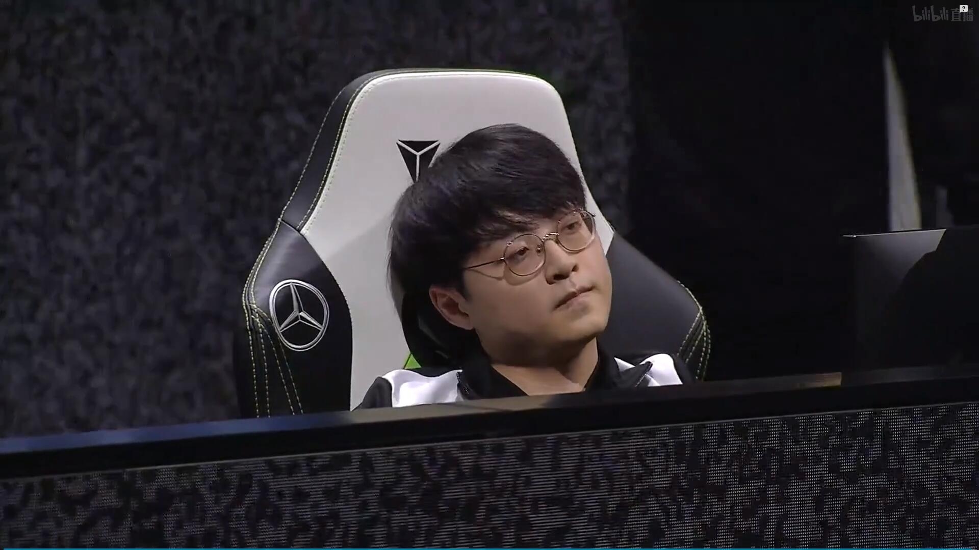 MAD绝杀WBG，ShowMaker关键团战开团秒人峡谷大战入围赛，点燃全场激情