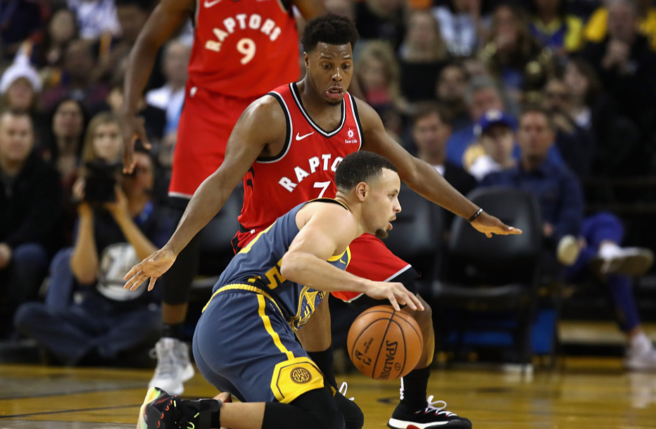 猛龙横扫魔术，晋级次轮