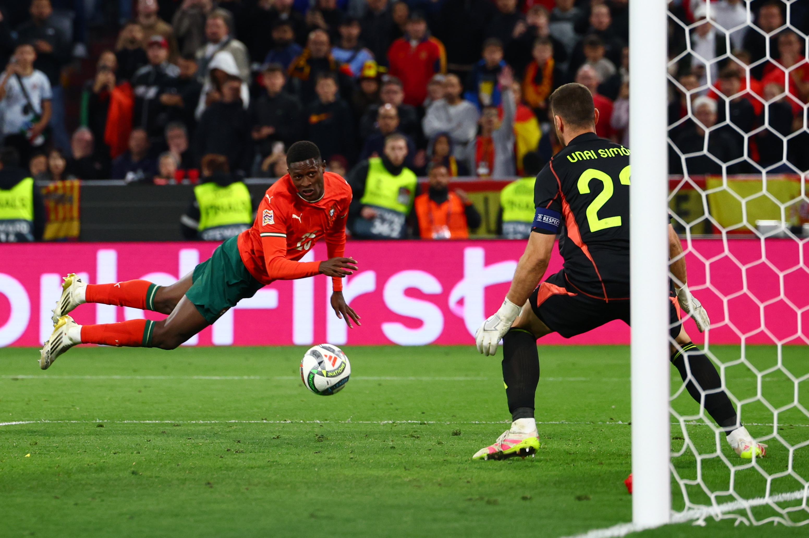 葡萄牙队力克匈牙利，欧洲杯开门红