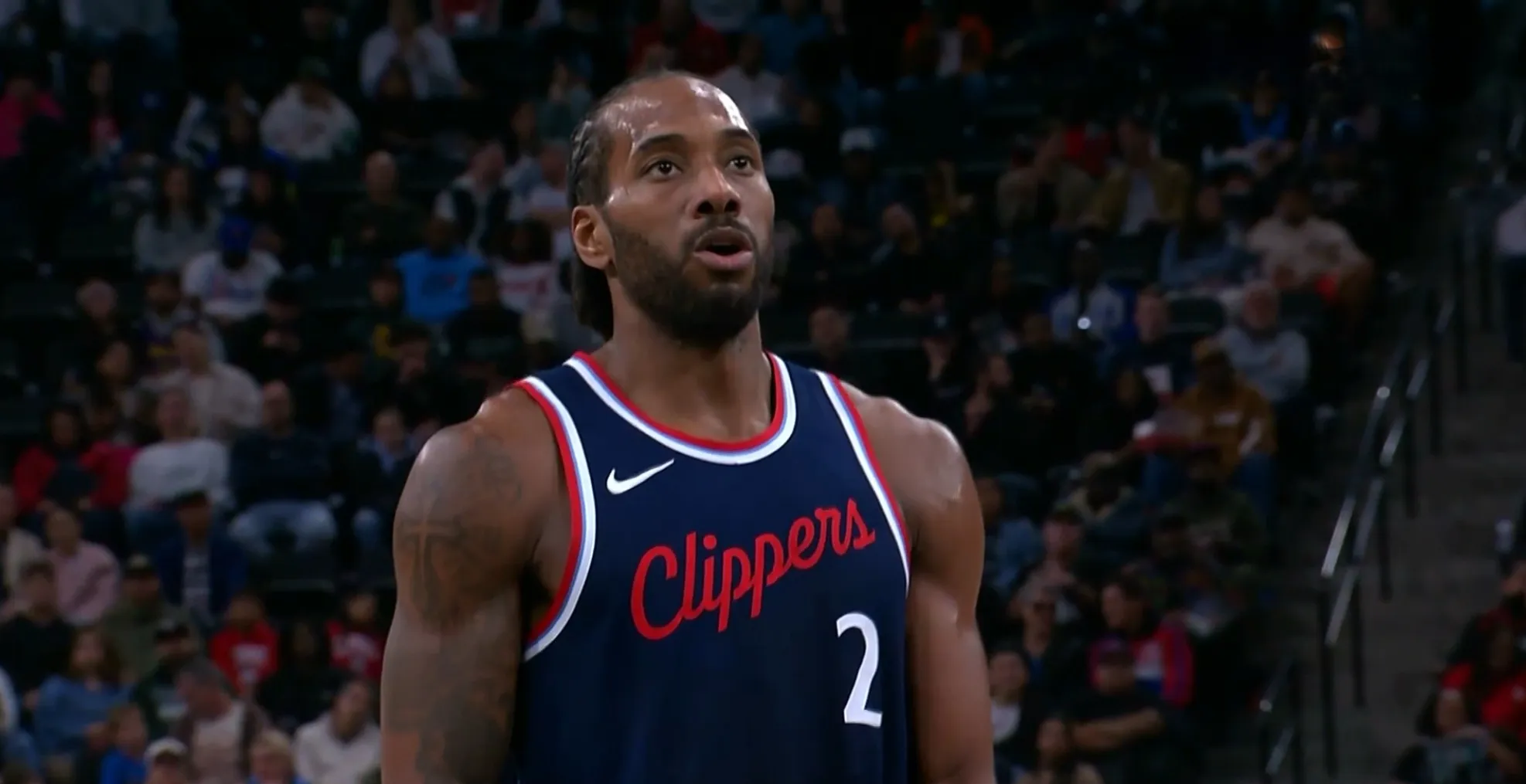 伦纳德砍下40分，带领快船击败黄蜂