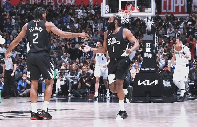 快船队关键球员受伤，球队面临挑战