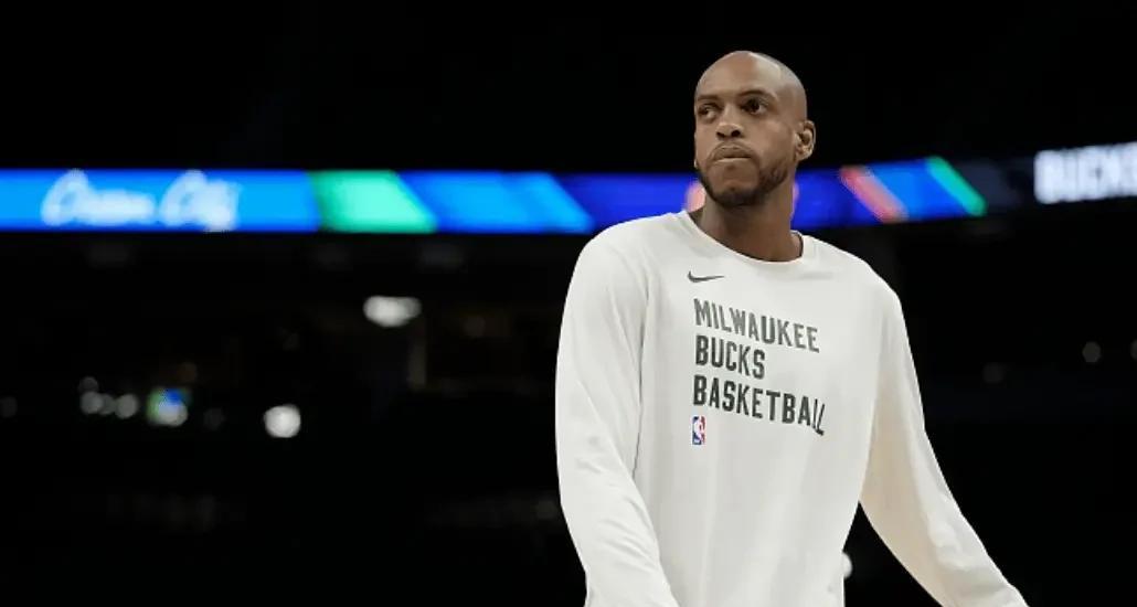 雄鹿后卫连续30+得分创队史纪录