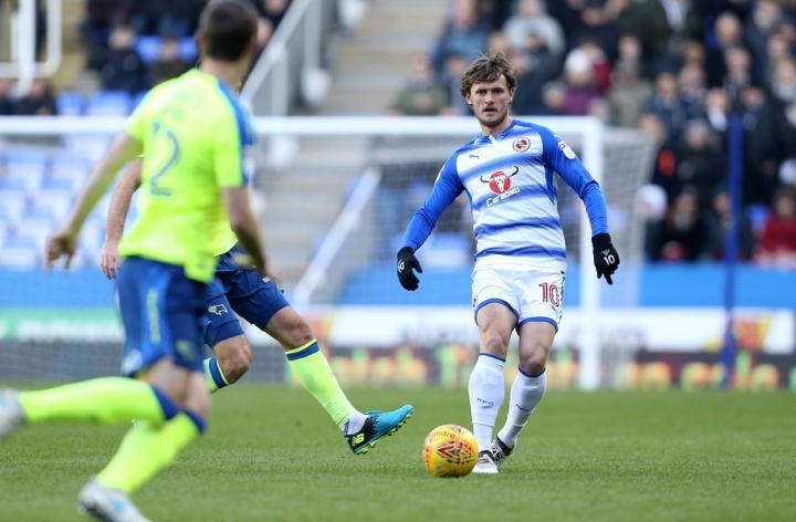 巴恩斯利主场保级成功，英冠生存希望再现