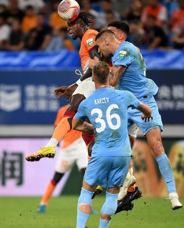 佛罗伦萨再次失利,保级形势岌岌可危 佛罗伦萨再次失利,保级形势岌岌可危