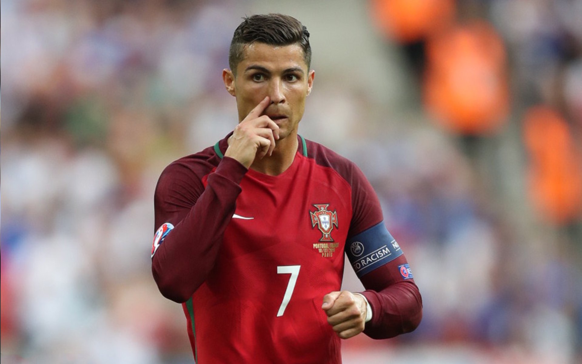 焦土与勋章,世界杯首战,乌克兰绝杀几内亚背后的国家重量